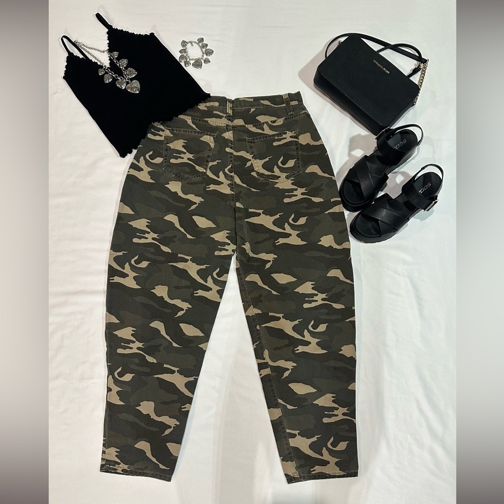 Camouflage pants - Picture 2 of 2